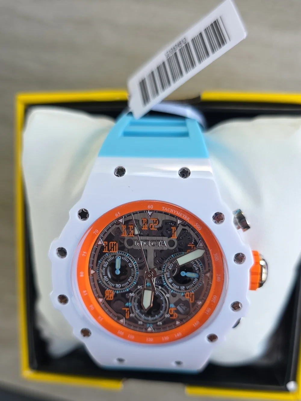 367. Invicta Racing MenModel 69665 - Men's Watch Quartz 43.5mm